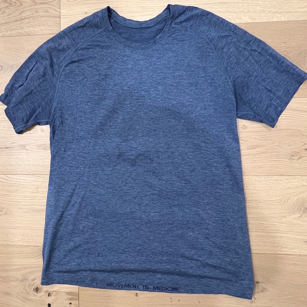 Lululemon Metal Tech Vent T Shirt.
